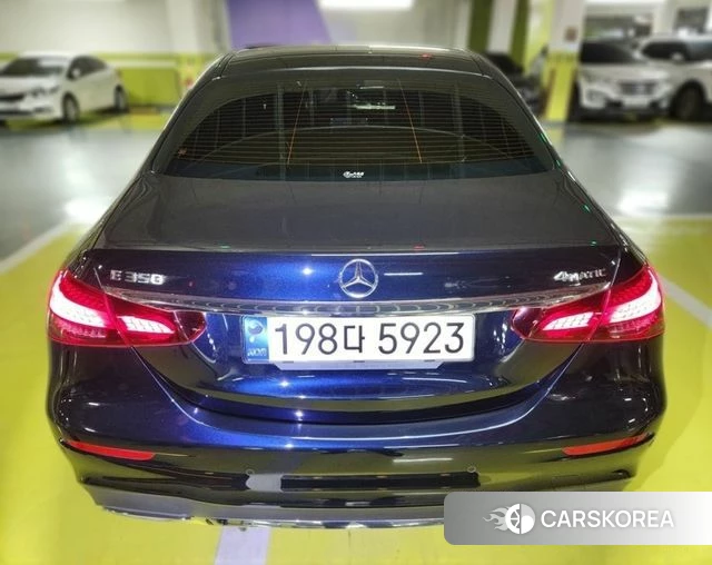 Mercedes-Benz E-Class W213 2022 Синий из Кореи, фото 2