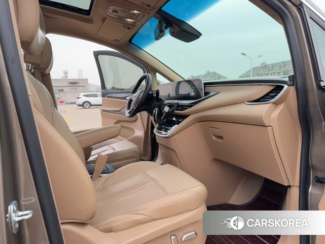 Buick GL8 id 4238603 из Китая 9