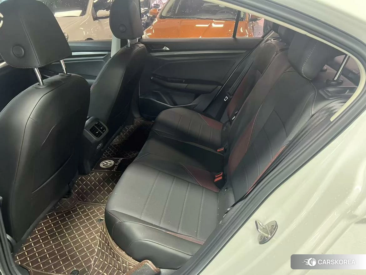 Volkswagen Bora 2020 Белый из Китая, фото 2