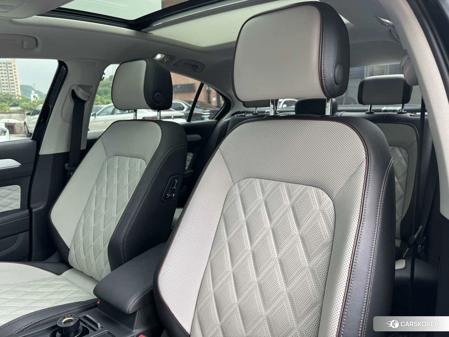 Volkswagen Magotan id 4492681 из Китая 9