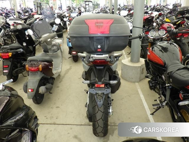 Honda X-ADV 750 id 4184744 из Японии 12