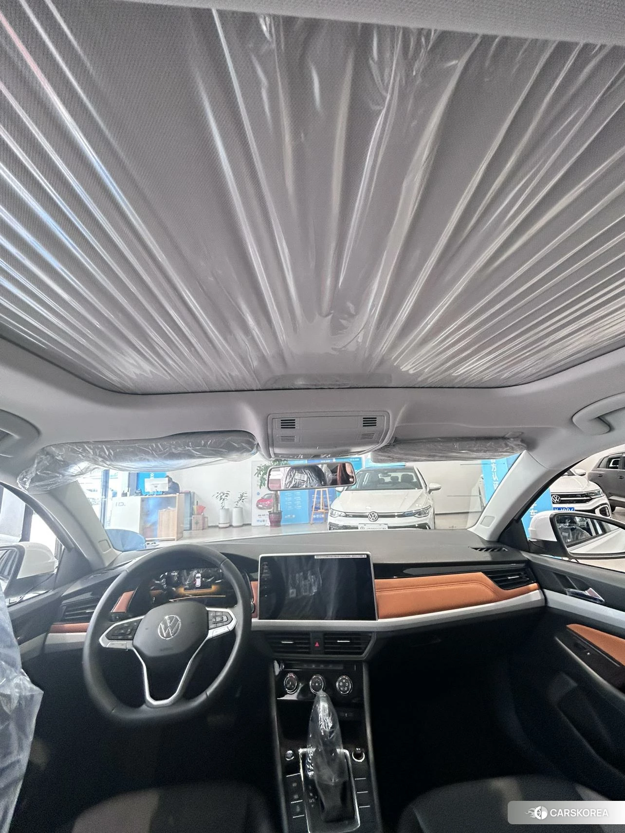 Volkswagen Bora 2024 Белый из Китая, фото 4