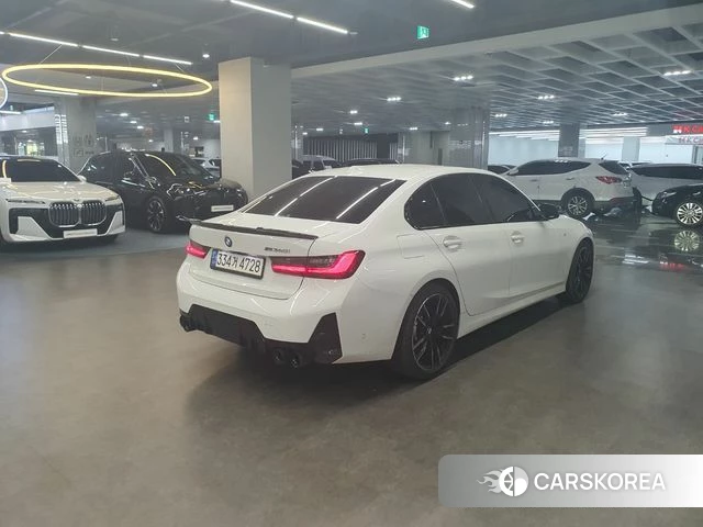 BMW 3 Series (G20) 2023 Белый из Кореи, фото 2