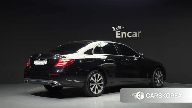 Mercedes-Benz E-Class W213 id 4605324 из Кореи 12