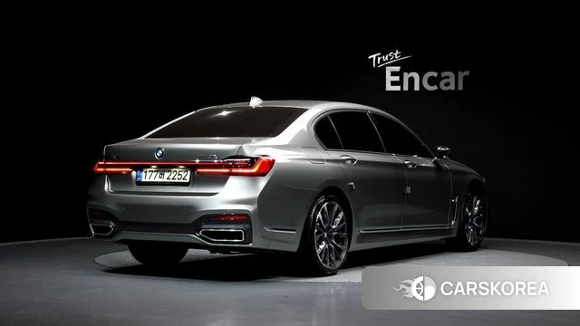 BMW 7 Series (G11) id 3833468 из Кореи 12