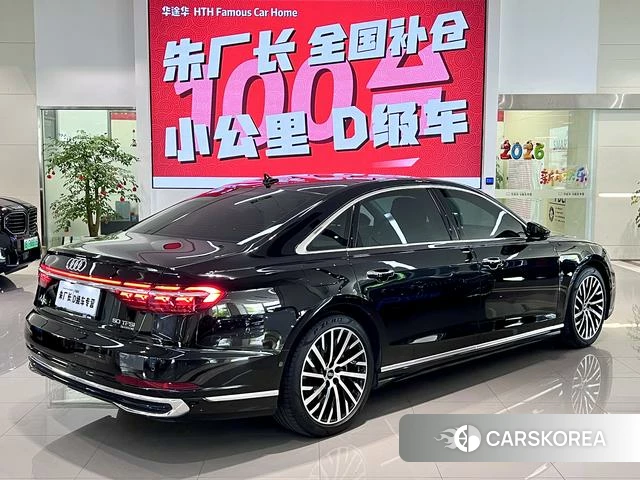 Audi A8 2024 Черный из Китая, фото 2