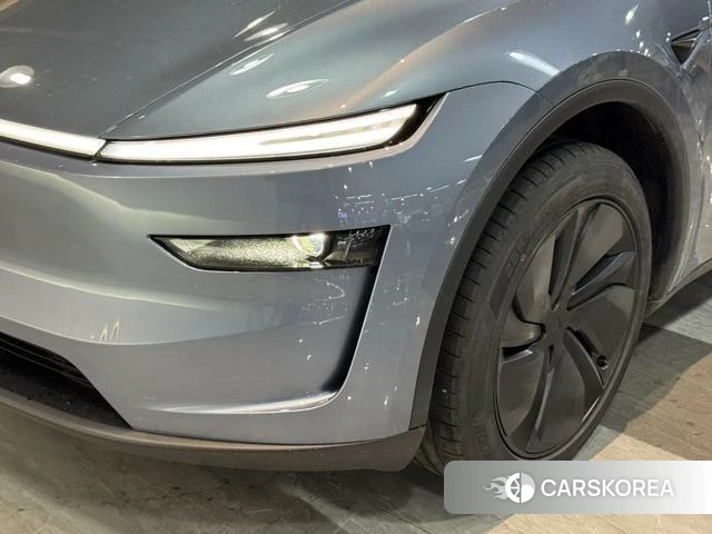 Tesla Model Y id 4207015 из Китая 9
