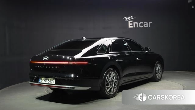 Hyundai Grandeur (GN7) id 4548985 из Кореи 12