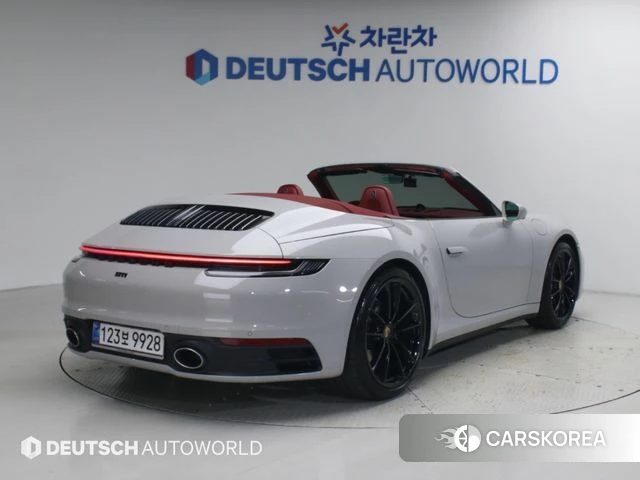 Porsche 911(992) 2020 Серебристо-серый из Кореи, фото 2