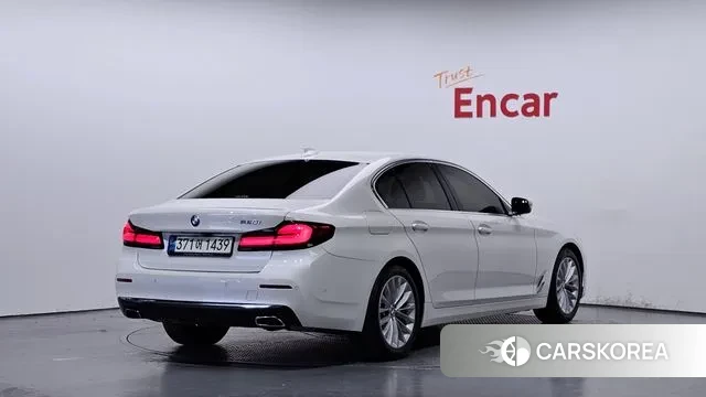 BMW 5 Series (G30) id 3438464 из Кореи 12