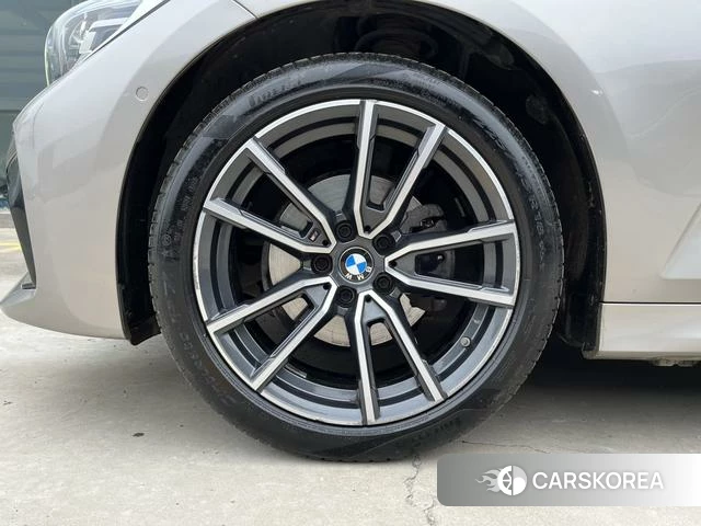 BMW 3 series id 4261960 из Китая 11