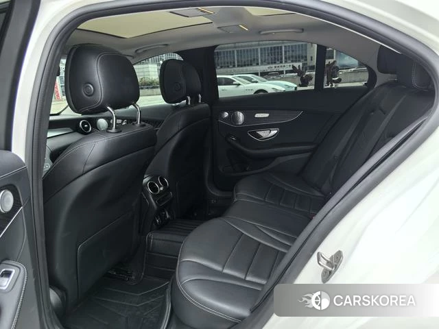 Mercedes-Benz Class C 2021 Белый из Китая, фото 6
