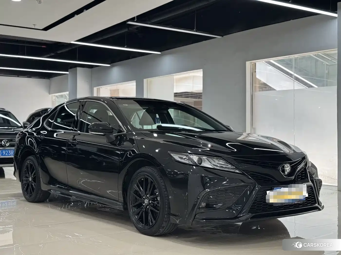 Toyota Camry 2023 Черный из Китая, фото 2