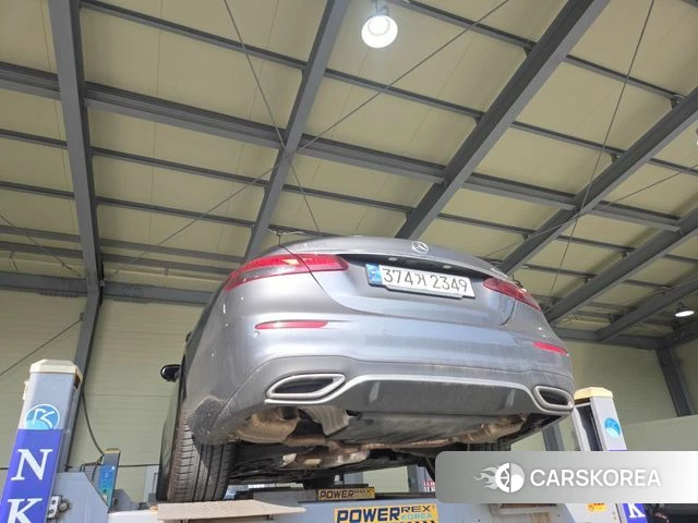 Mercedes-Benz E-Class W213 2021 Серый из Кореи, фото 2