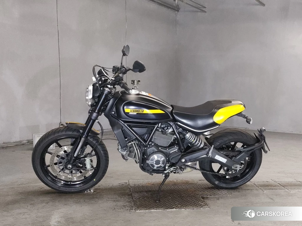 Проданный Ducati SCRAMBLER FULL THROTTLE 2016 из Японии, фото 2