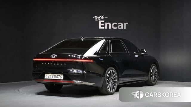 Hyundai Grandeur (GN7) id 4201698 из Кореи 12