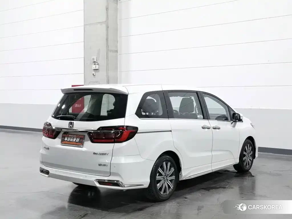 Honda Odyssey id 4680767 из Китая 12