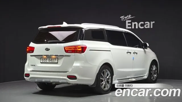 Kia The New Carnival id 2917449 из Кореи 12