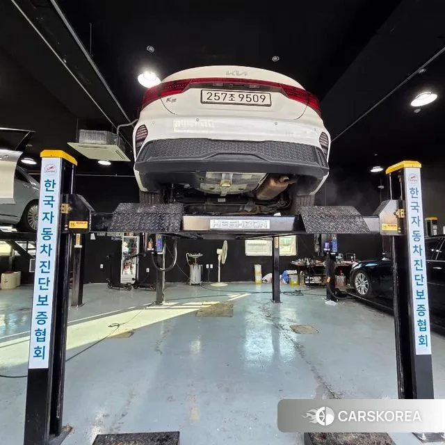 Kia The New K3 2nd generation 2021 Белый из Кореи, фото 2