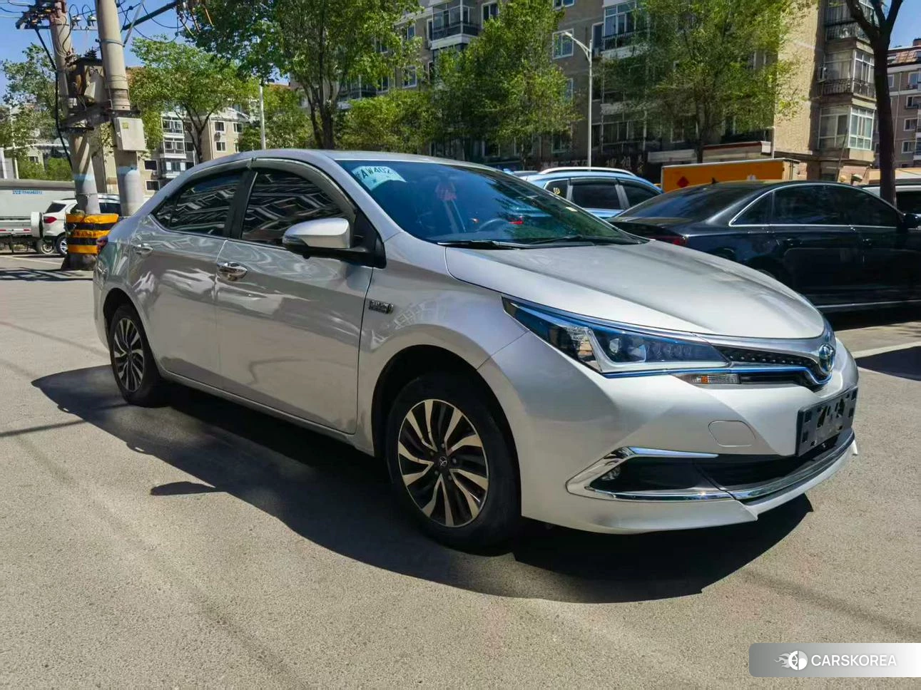 Toyota Corolla dual engine E+ 2020 Серебристо-серый из Китая, фото 2