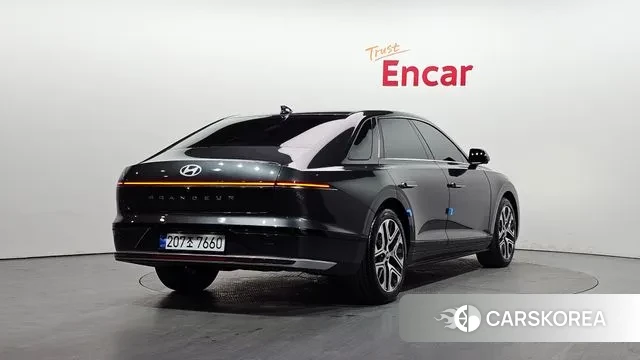 Hyundai Grandeur (GN7) id 3441924 из Кореи 12