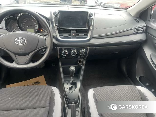 Toyota YARIS L Zhixuan 2021 Белый из Китая, фото 2