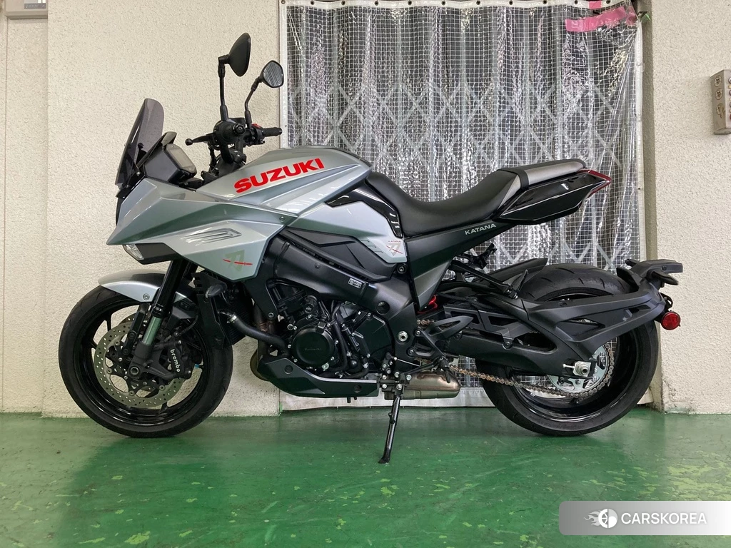 Проданный Suzuki GSX-S1000S Katana 2021 из Японии, фото 2
