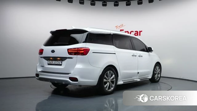 Kia The New Carnival id 4345466 из Кореи 12