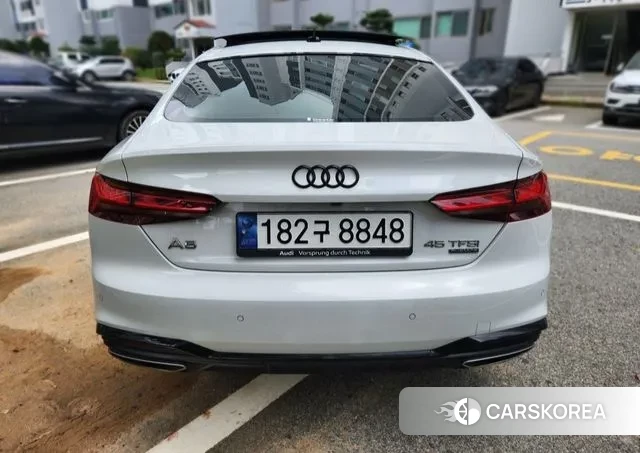 Audi A5 (F5) 2021 Белый из Кореи, фото 2