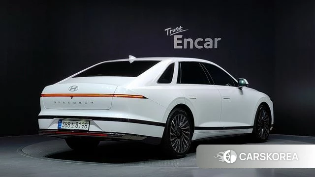 Hyundai Grandeur Hybrid (GN7) id 4623455 из Кореи 12