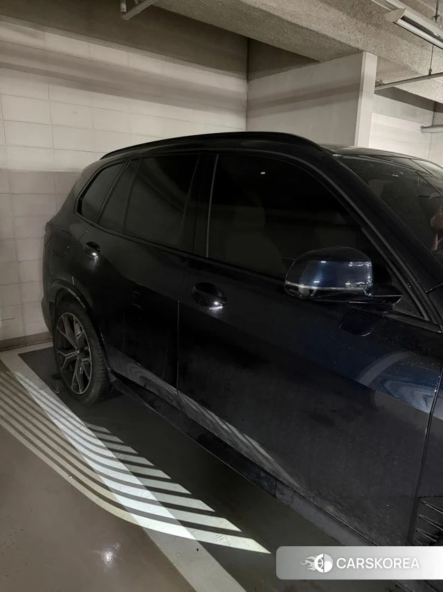 BMW X5 (G05) 2025 Черный из Кореи, фото 2