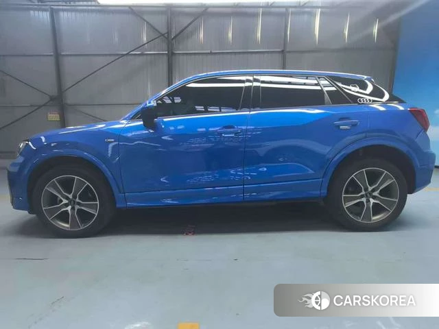 Audi Q2L id 4214525 из Китая 12