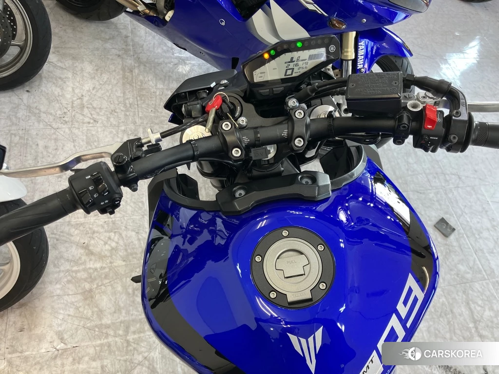 Проданный Yamaha MT-09 ABS 2017 из Японии, фото 2