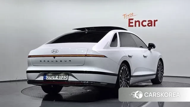 Hyundai Grandeur Hybrid (GN7) id 3053189 из Кореи 12