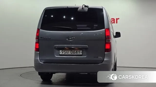 Hyundai The New Grand Starex id 3485173 из Кореи 12