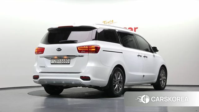 Kia The New Carnival id 4759779 из Кореи 12