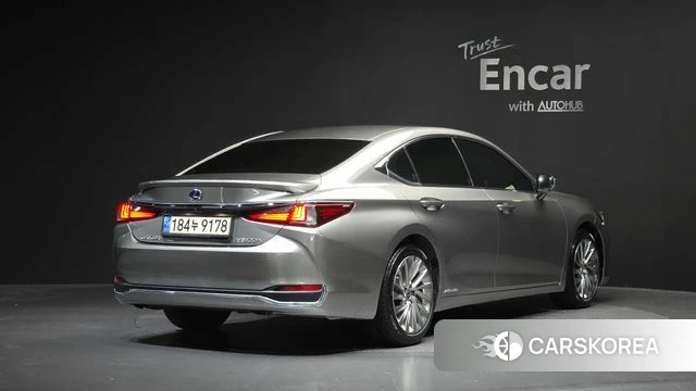 Lexus ES300h 7th generation id 4666719 из Кореи 12