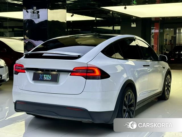 Tesla Model X id 4222209 из Китая 8