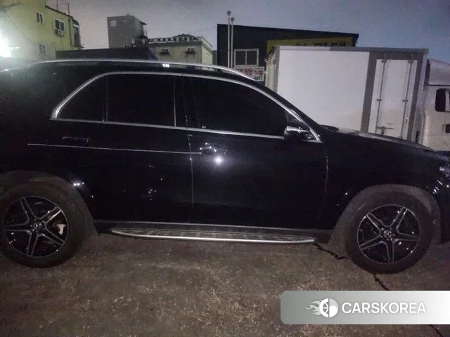 Mercedes-Benz GLE-Class W167 2021 Черный из Кореи, фото 2