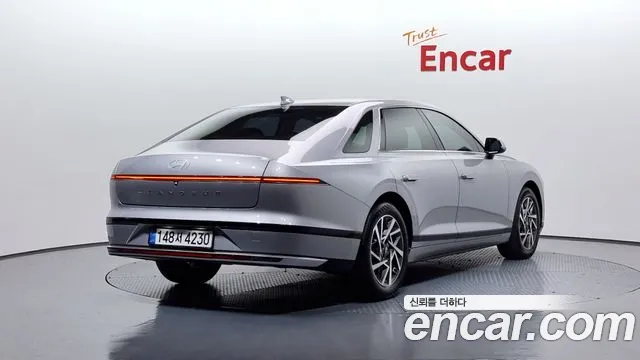 Hyundai Grandeur (GN7) id 2502659 из Кореи 12