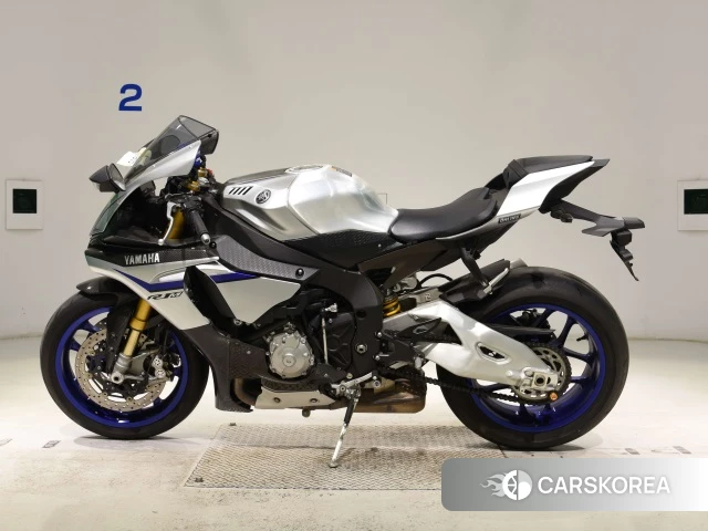 Yamaha YZF-R1M 2017 из Японии