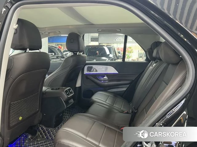 Mercedes-Benz GLE (import) 2021 Черный из Китая, фото 2