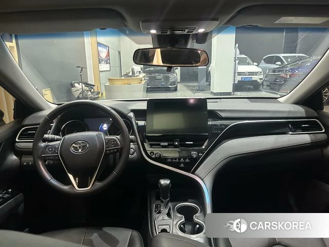 Toyota Camry 2022 Шампань из Китая, фото 2