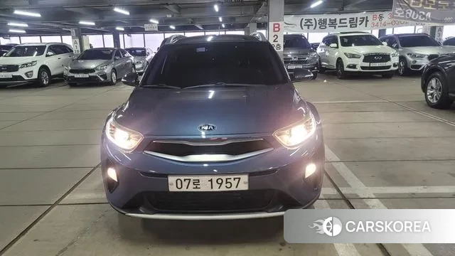 Kia Stonic id 3543751 из Кореи 9