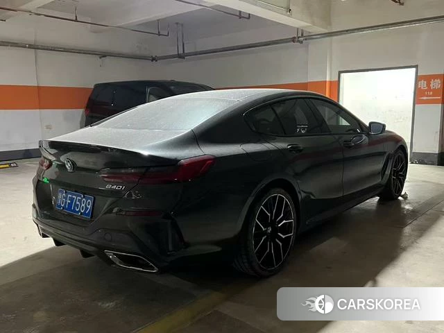 BMW 8 series 2023 Темно-серый из Китая, фото 2