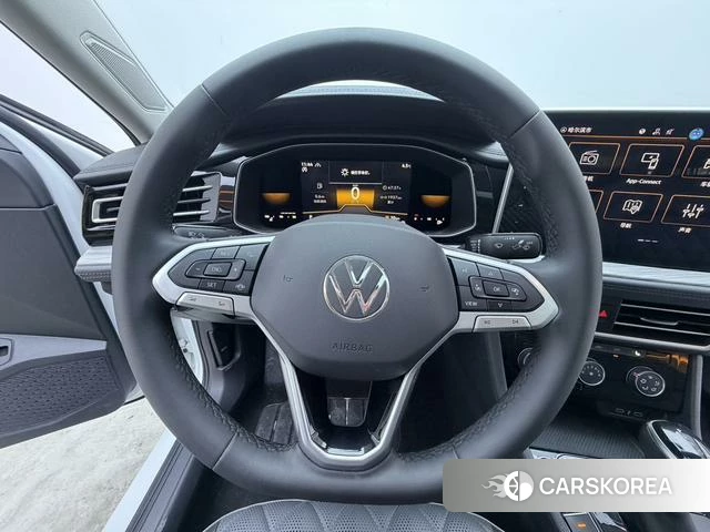Volkswagen Sagitar id 4263060 из Китая 12