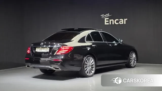 Mercedes-Benz E-Class W213 id 3165814 из Кореи 12
