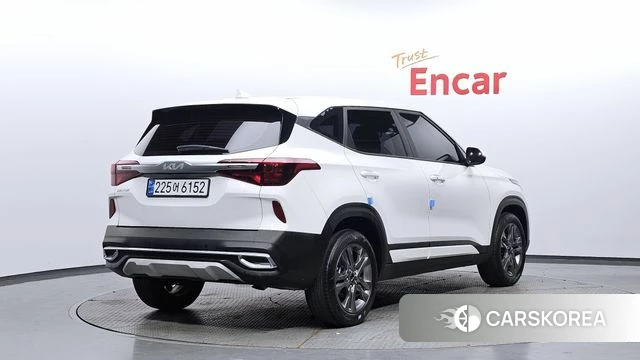 Kia Seltos id 4489458 из Кореи 12