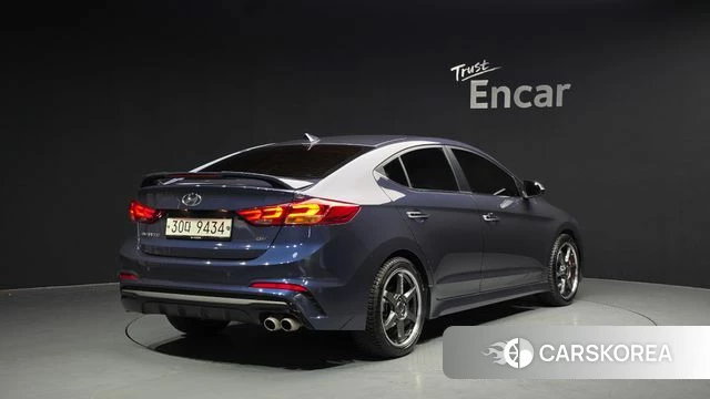 Hyundai Avante AD id 3814588 из Кореи 12