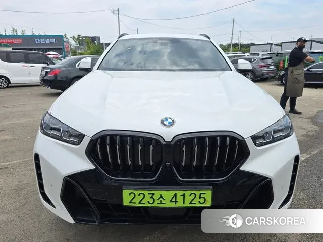 BMW X6 (G06) 2024 Белый из Кореи, фото 2